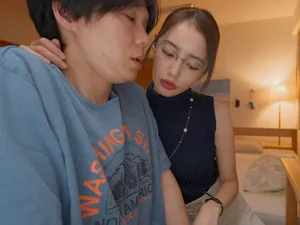 Suzu honjou giúp các thanh niên còn zin trải nghiệm chuyện tình dục